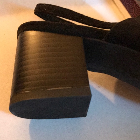 LAST PAIR SIZE 8 - Picture 3 of 6